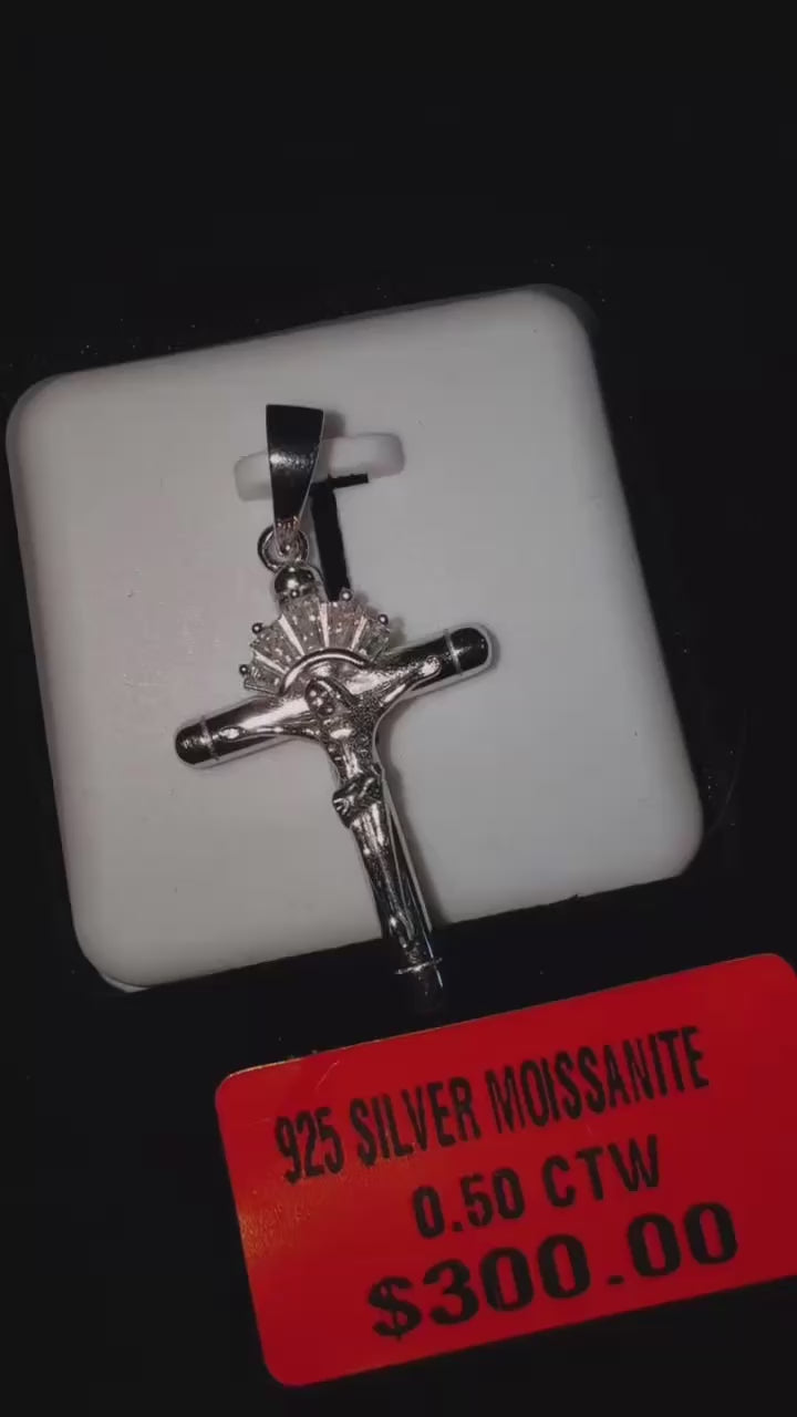 Moissanite 925 Cross Pendant